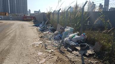 �y�z: \\castcofile\p\Inspection\Indoor Air Quality\Report\2017\CEDD Kai Tak ET KLN-2016-09\Weekly site inspection\Weekly report\2018.03.09\item for KTD\b Accumulated waste should be cleaned regularly..jpg